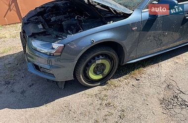 Седан Audi A4 2014 в Полтаві