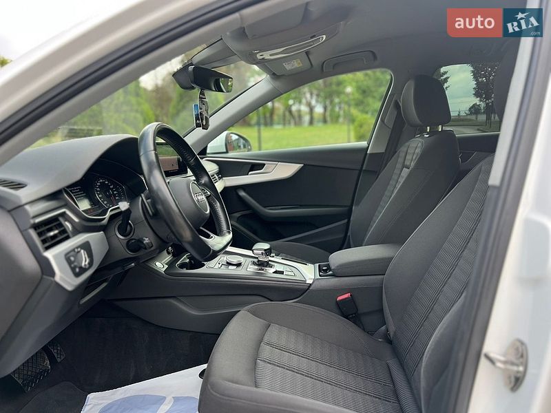 Універсал Audi A4 2017 в Стрию