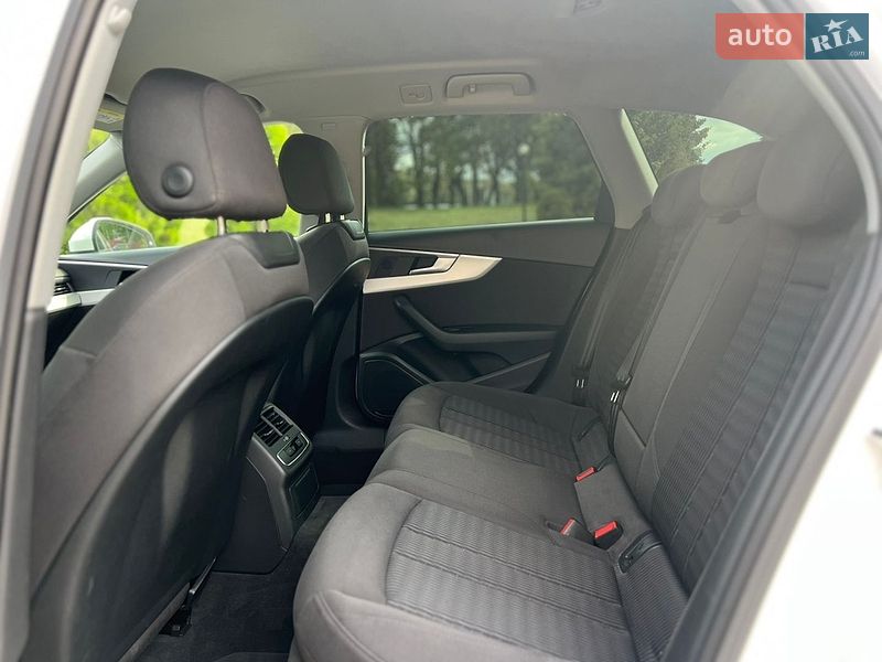 Універсал Audi A4 2017 в Стрию