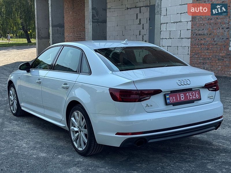 Седан Audi A4 2018 в Хмельницком
