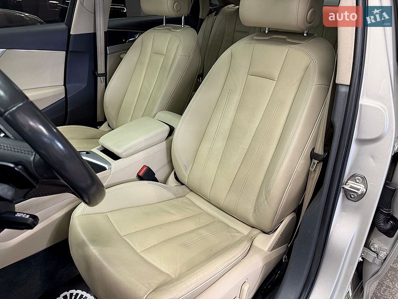 Седан Audi A4 2016 в Харкові