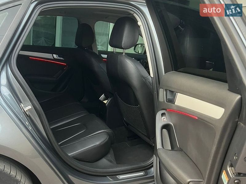Седан Audi A4 2014 в Хмельницком
