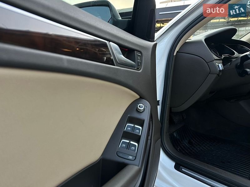 Седан Audi A4 2014 в Броварах