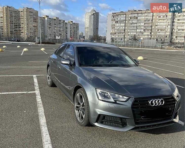 Седан Audi A4 2019 в Киеве