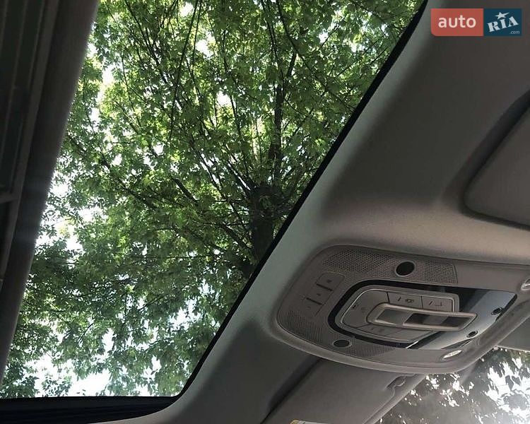 Седан Audi A4 2019 в Киеве