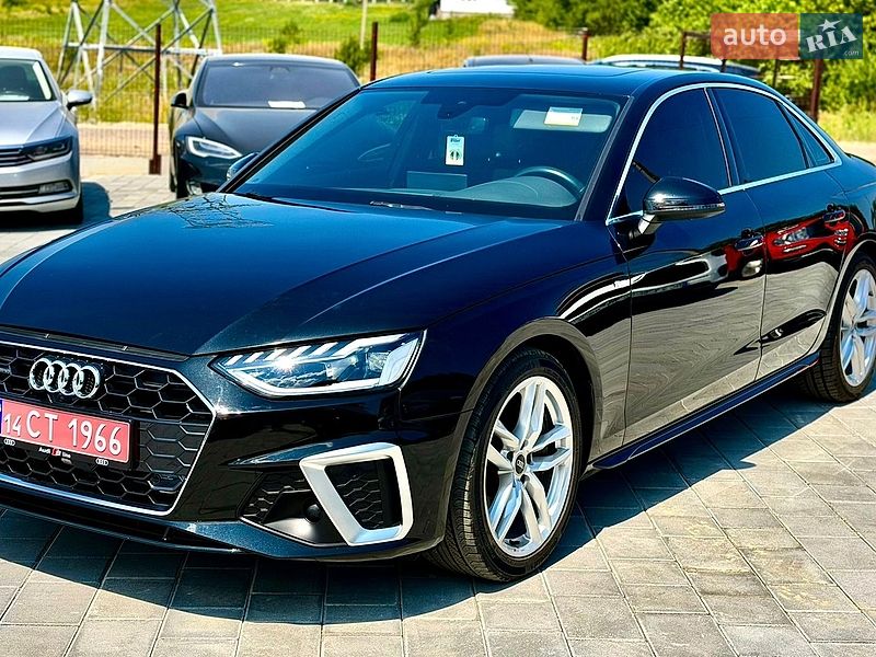 Седан Audi A4 2022 в Трускавце