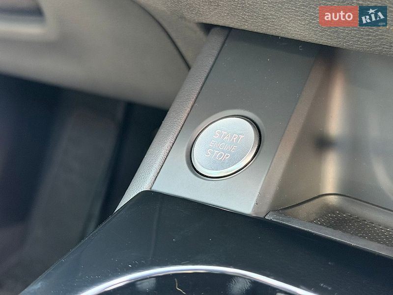 Седан Audi A4 2022 в Трускавце