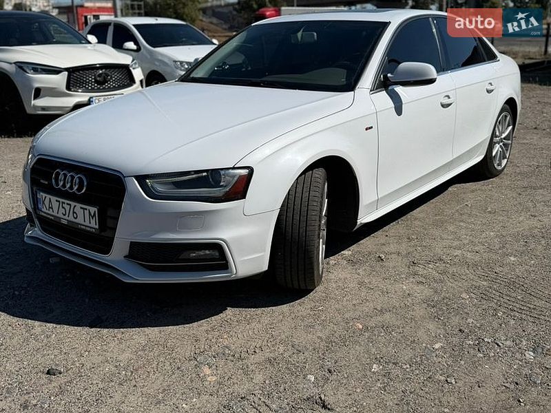 Седан Audi A4 2015 в Киеве