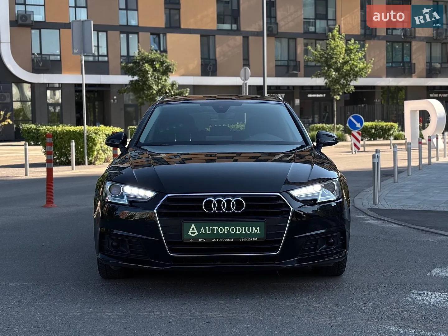 2017 Audi A4 - мініатюра 3