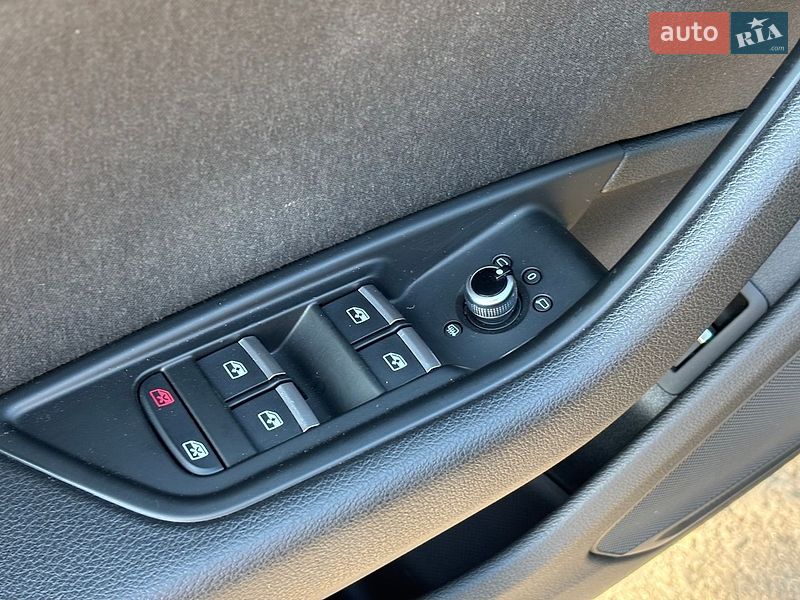 Универсал Audi A4 2017 в Киеве