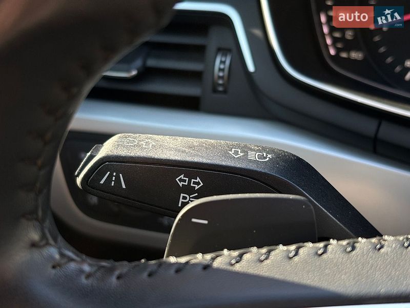 Универсал Audi A4 2017 в Киеве