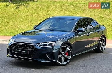 Седан Audi A4 2019 в Киеве