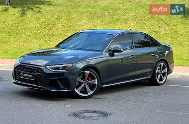 Седан Audi A4 2019 в Киеве