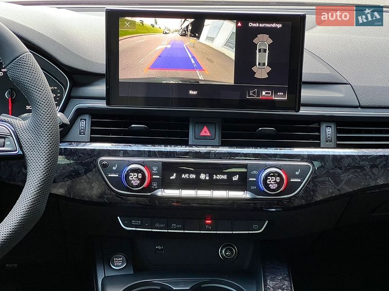 Седан Audi A4 2019 в Киеве