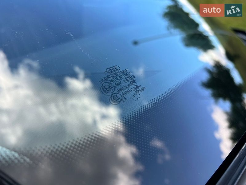 Седан Audi A4 2019 в Киеве