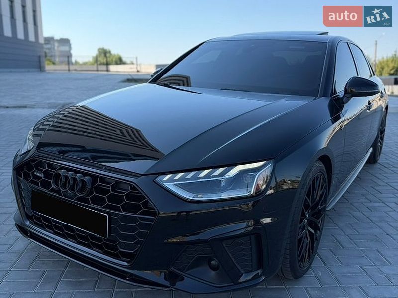 Audi A4 2023