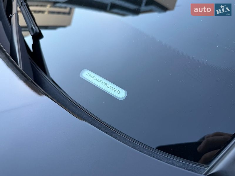 Седан Audi A4 2023 в Дніпрі