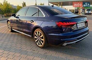 Седан Audi A4 2021 в Києві
