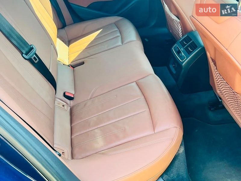Седан Audi A4 2021 в Києві