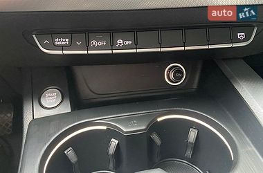 Седан Audi A4 2016 в Хмельницком