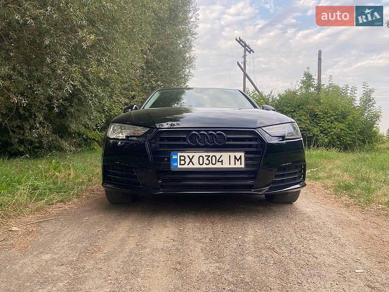 Седан Audi A4 2016 в Хмельницком