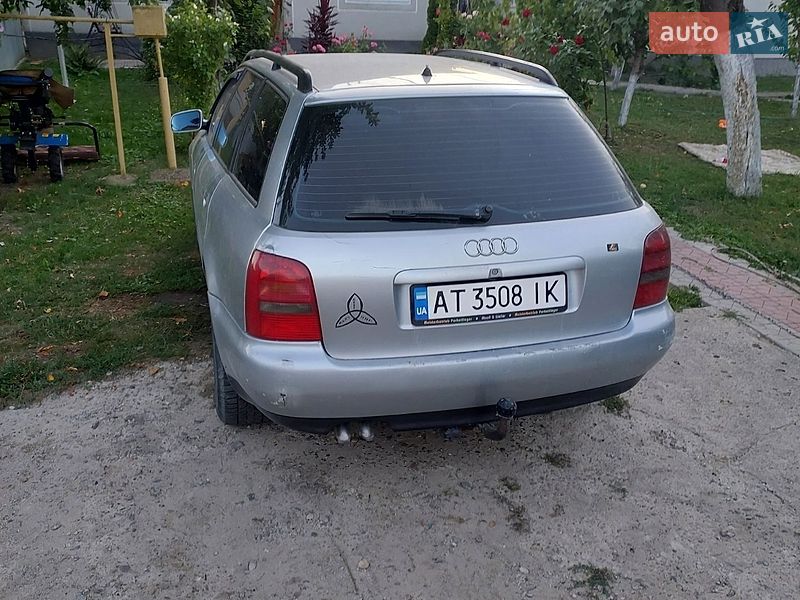 Универсал Audi A4 1997 в Новоселице