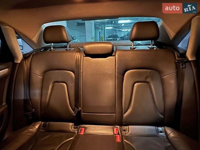 Седан Audi A4 2013 в Киеве