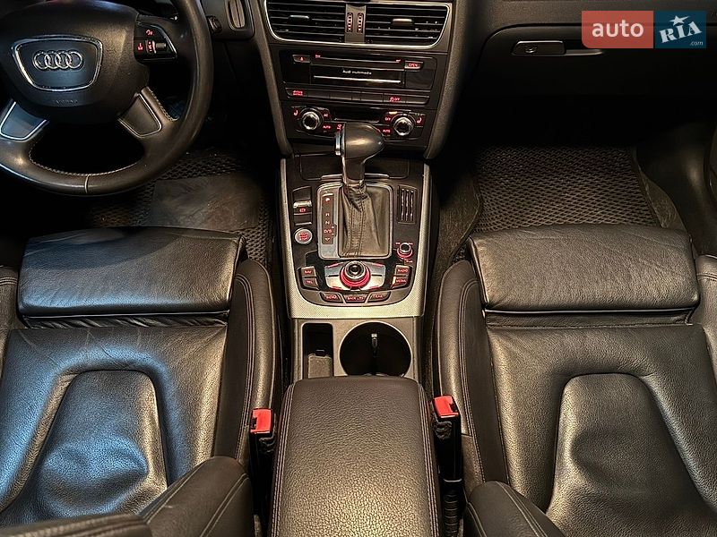 Седан Audi A4 2013 в Киеве