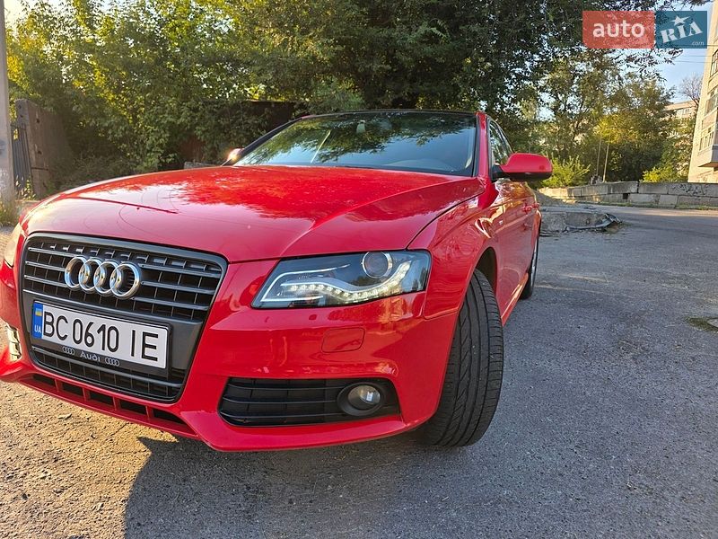 Седан Audi A4 2011 в Запорожье