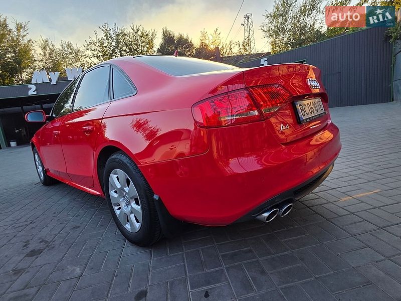 Седан Audi A4 2011 в Запорожье