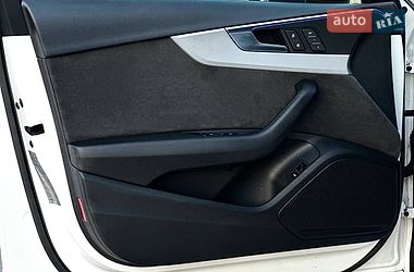 Универсал Audi A4 2020 в Ровно