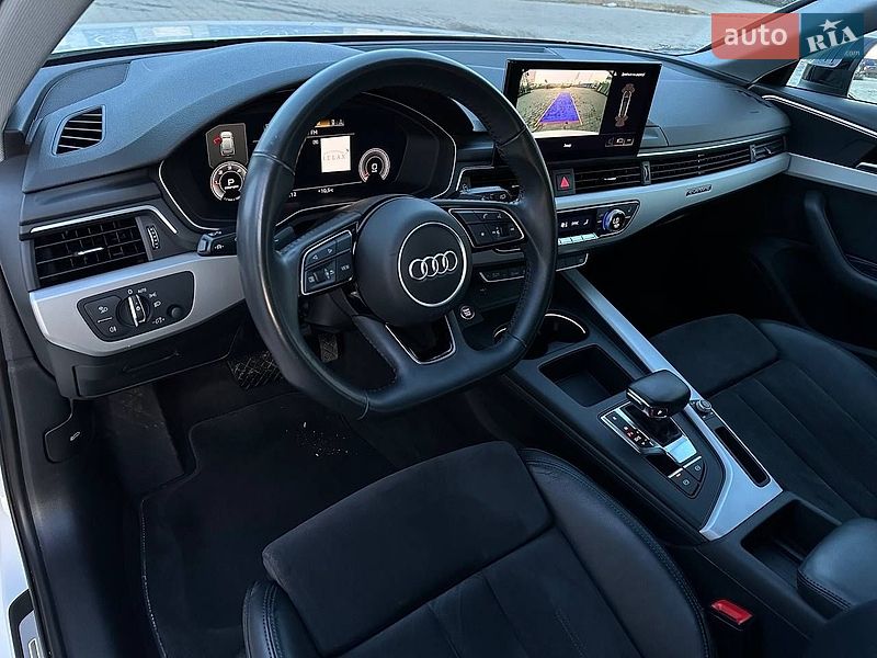 Универсал Audi A4 2020 в Ровно