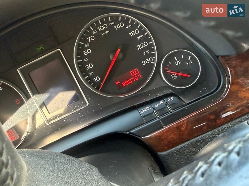 Універсал Audi A4 2002 в Чернівцях фото 3 Універсал Audi A4 2002 в Чернівцях