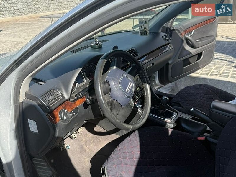 Універсал Audi A4 2002 в Чернівцях фото 4 Універсал Audi A4 2002 в Чернівцях