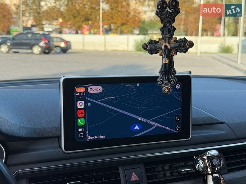 Седан Audi A4 2016 в Кривом Роге