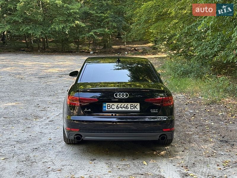 Седан Audi A4 2016 в Львове