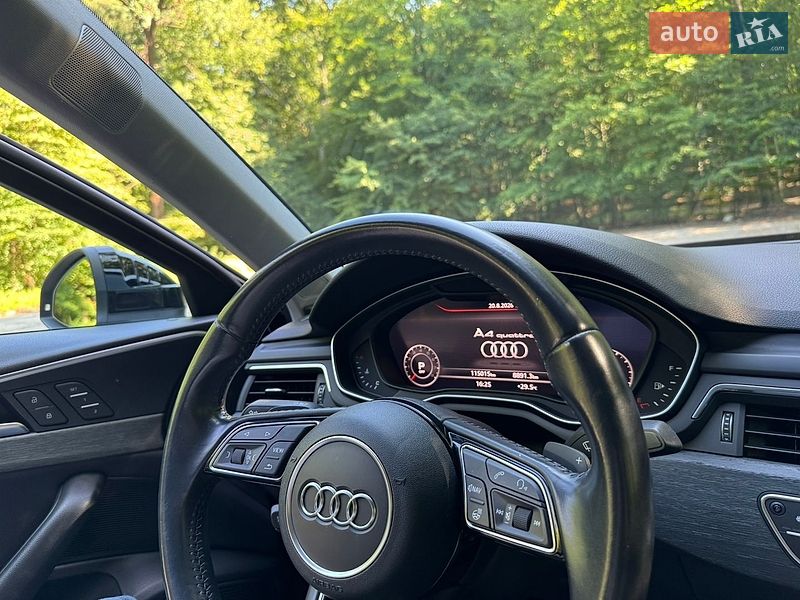 Седан Audi A4 2016 в Львове