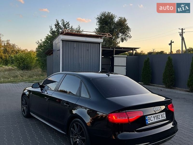 Седан Audi A4 2015 в Шептицькому