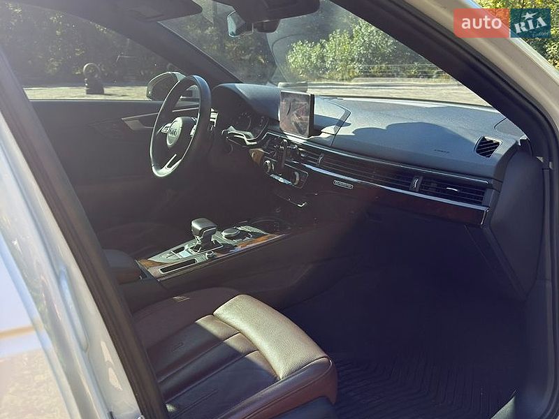 Седан Audi A4 2018 в Киеве фото 15 Седан Audi A4 2018 в Киеве