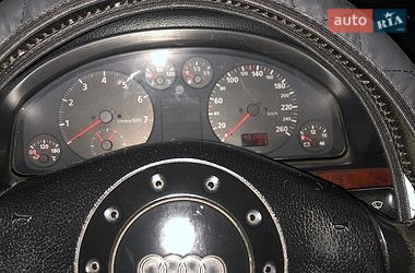 Седан Audi A4 1994 в Богданівці