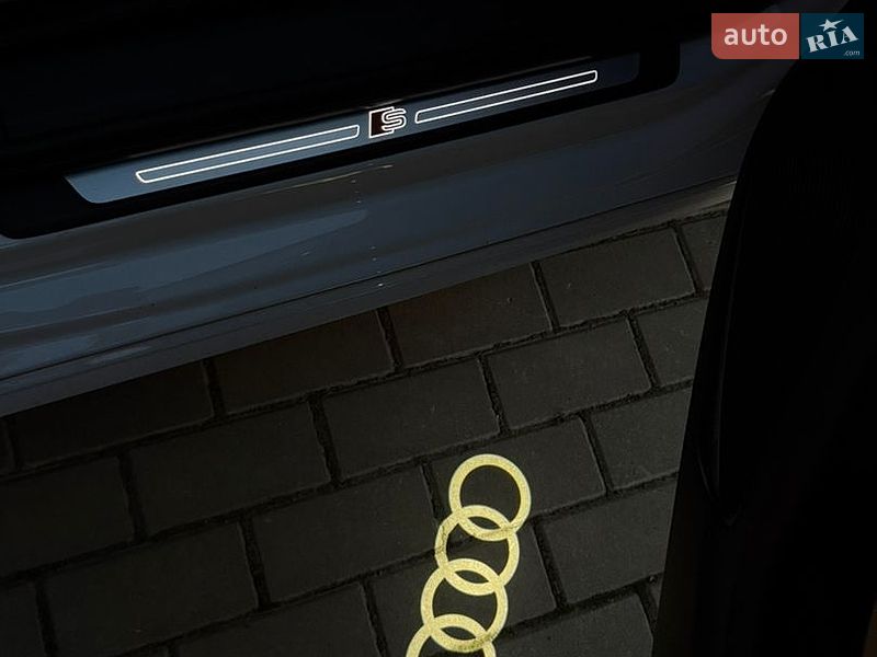 Седан Audi A4 2020 в Луцьку