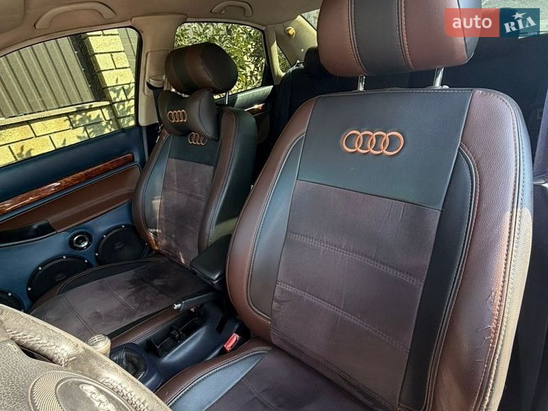 Седан Audi A4 1998 в Одессе