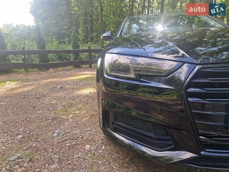 Седан Audi A4 2016 в Львові