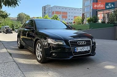 Седан Audi A4 2010 в Чернівцях