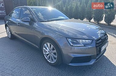 Седан Audi A4 2017 в Полтаве