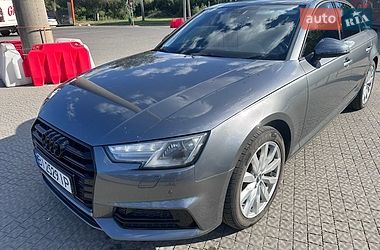 Седан Audi A4 2017 в Полтаве