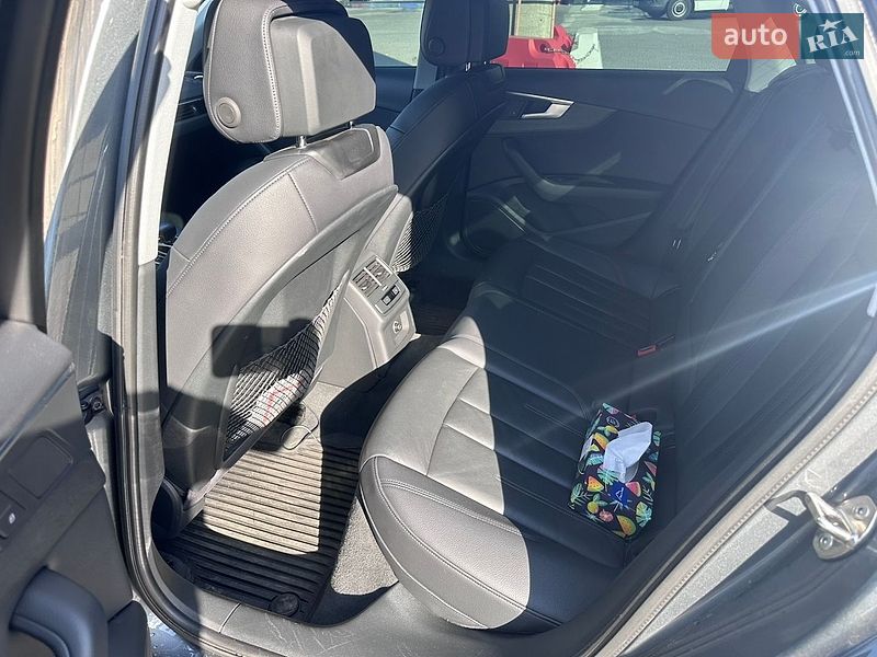 Седан Audi A4 2017 в Полтаве