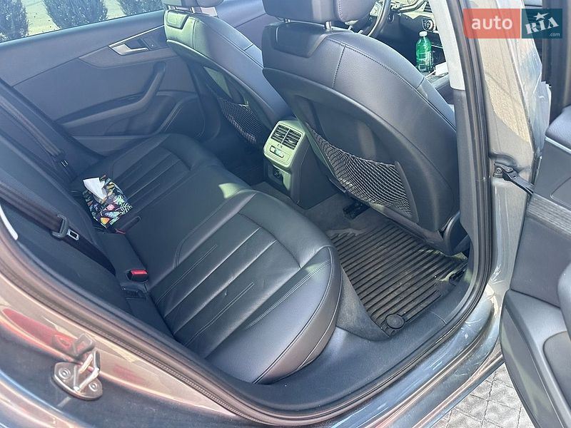 Седан Audi A4 2017 в Полтаве