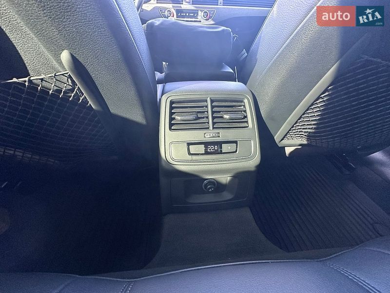 Седан Audi A4 2017 в Полтаве