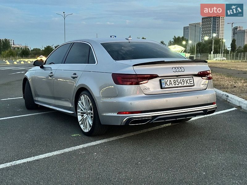 Седан Audi A4 2018 в Киеве